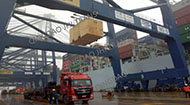 Directly unload from vessel to truck, military projects(图2)